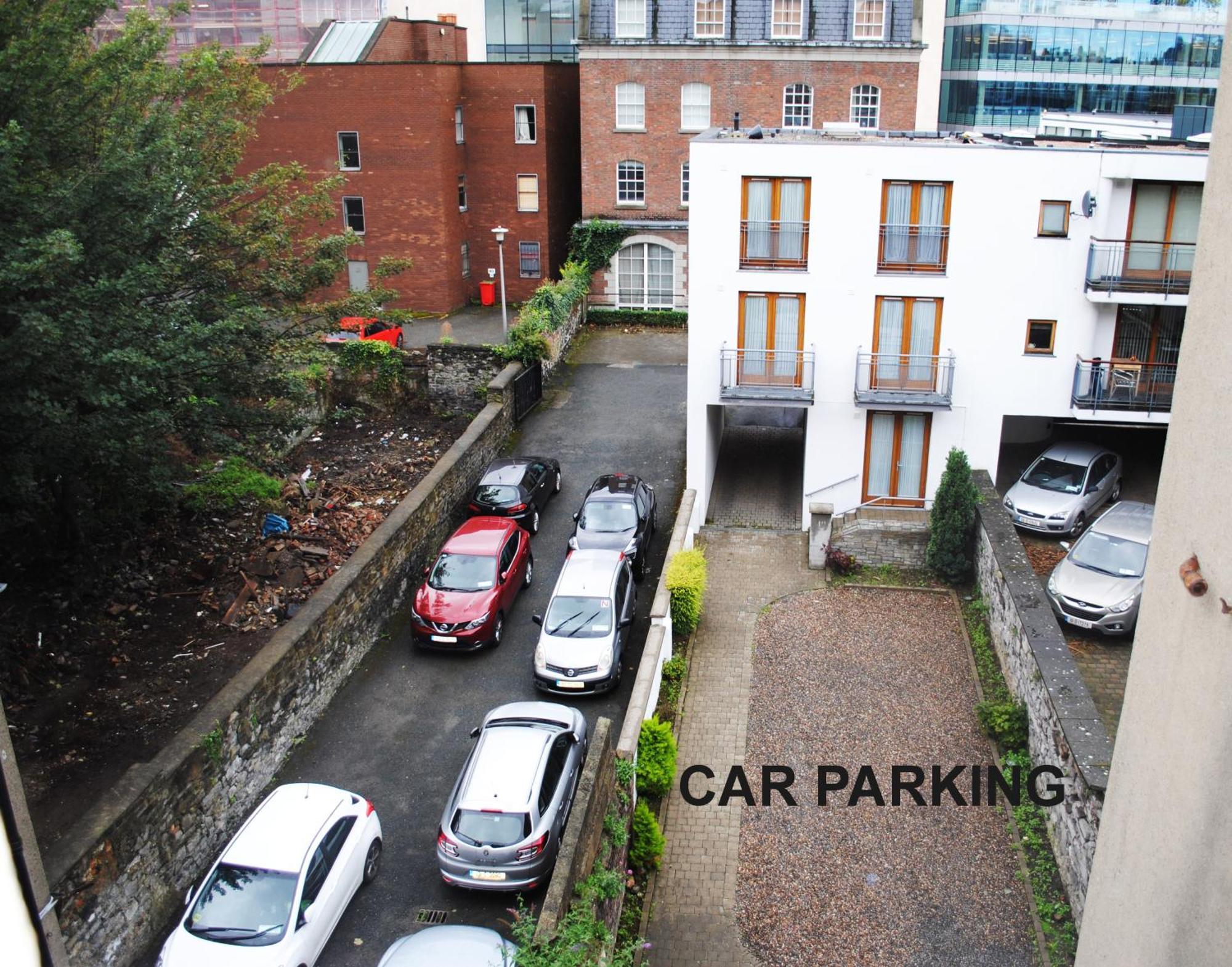 Baggot Court Townhouse Hotel Dublin Exterior photo