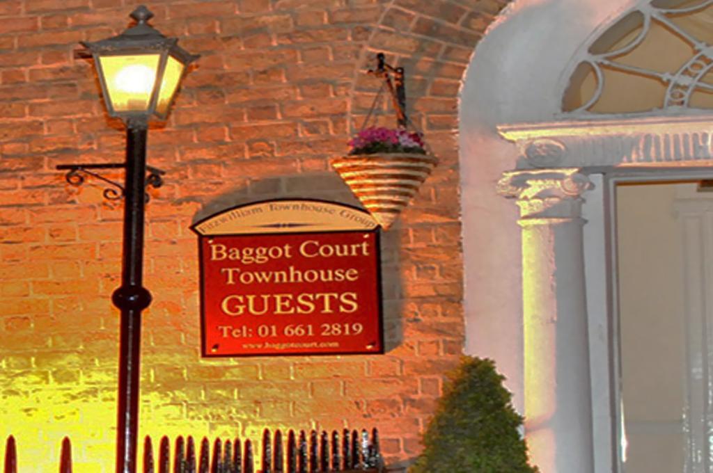 Baggot Court Townhouse Hotel Dublin Exterior photo